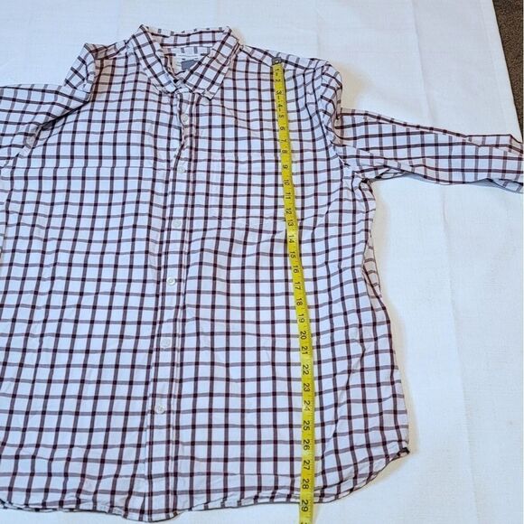 Old Navy Classic Regular Fit Long Sleeve Button Up Shirt Size XL - Picture 5 of 9